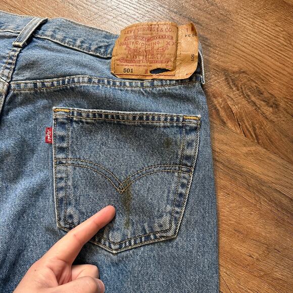 Levi 501 Jeans Mens 34x34 Medium Wash Blue Cotton Denim Pants - Picture 5 of 7